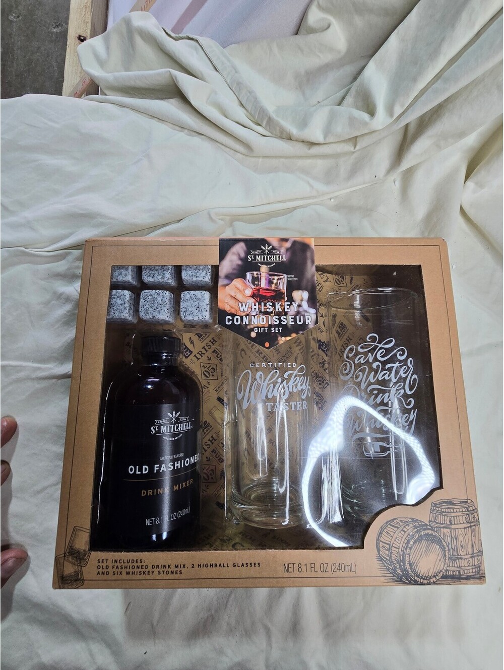 St. Michelle Whiskey Connoisseur Set w/ Old Fashioned Mixer and Whiskey Stones